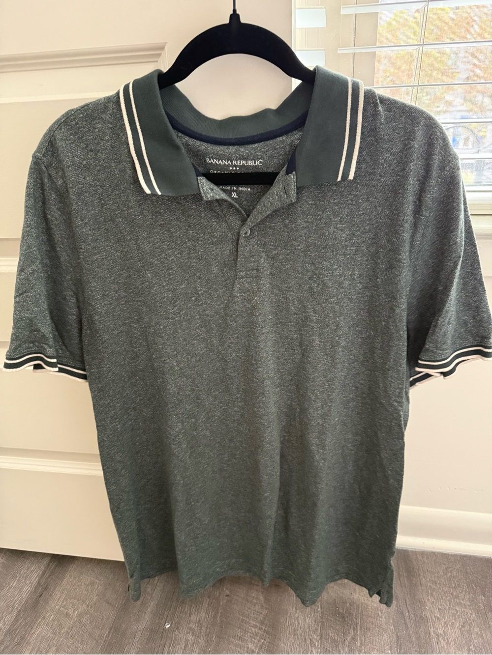 Banana Republic Men's Dark Green Heather Polo with Contrast Trim